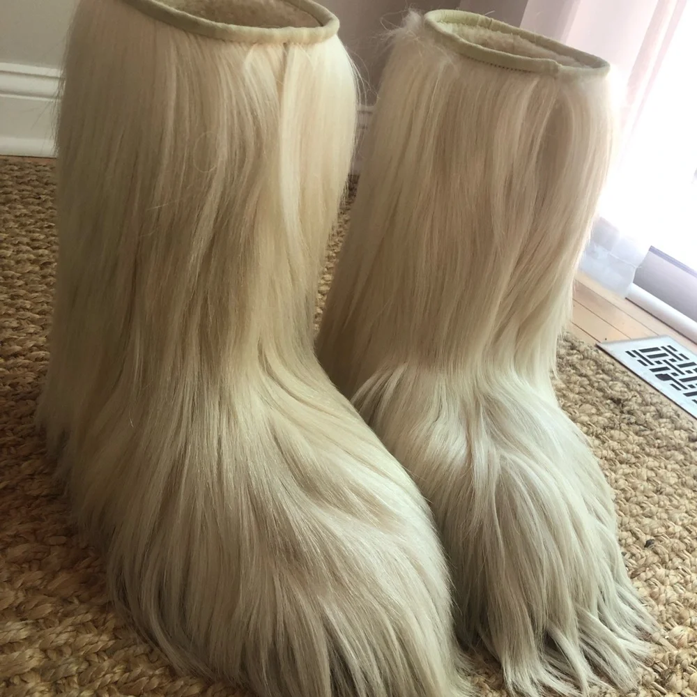 New: Vintage 90’s Yeti Goat Hair and Wool Boots. Size 41
